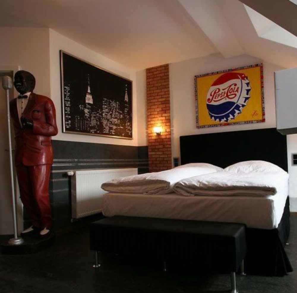 HIP Hotel Image 7